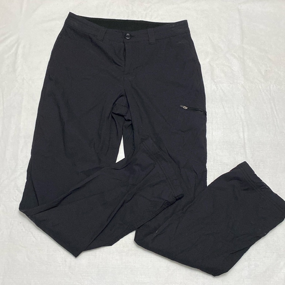 Black thermal pants by Eddie Bauer size 4 in good condition